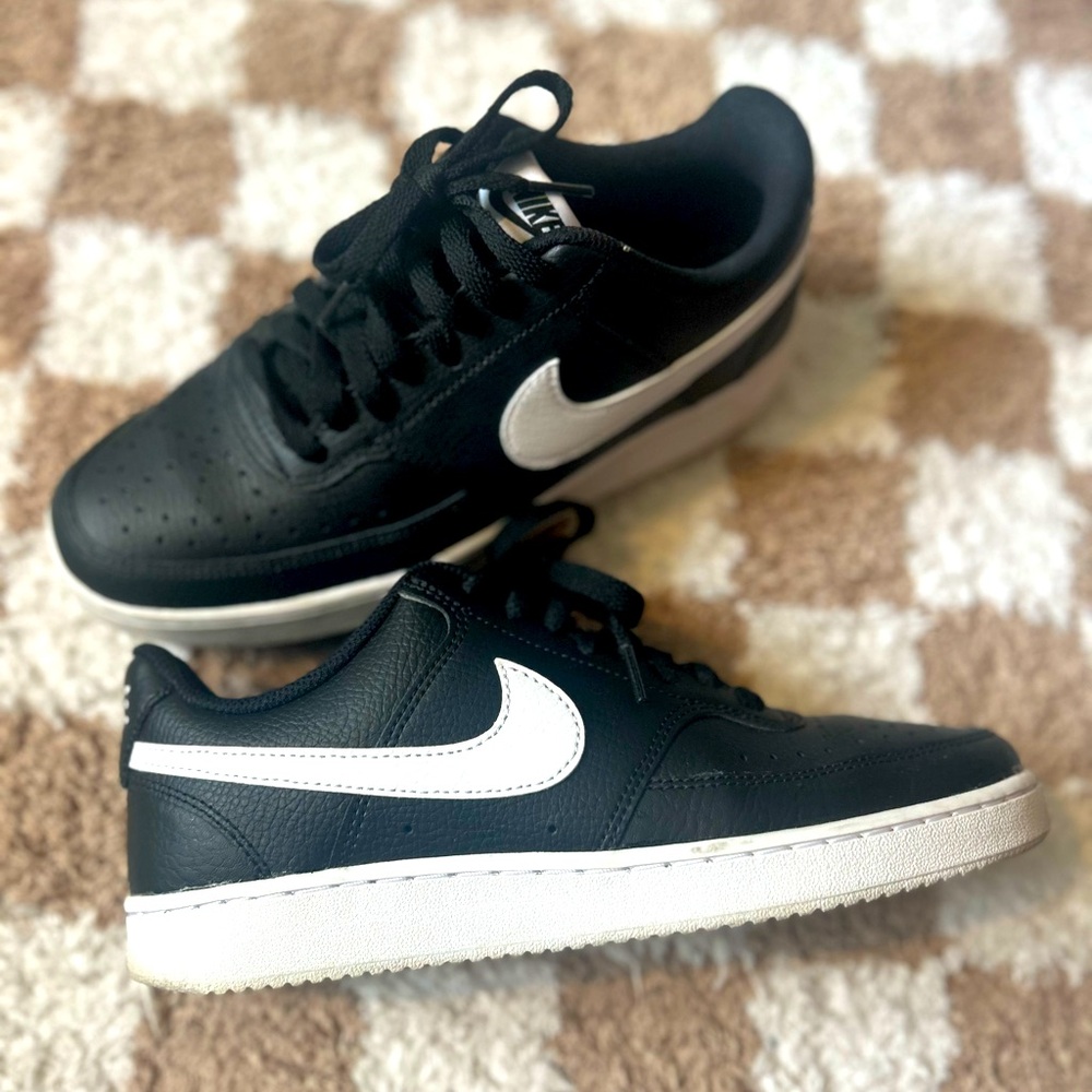 Nike Court Vision Low